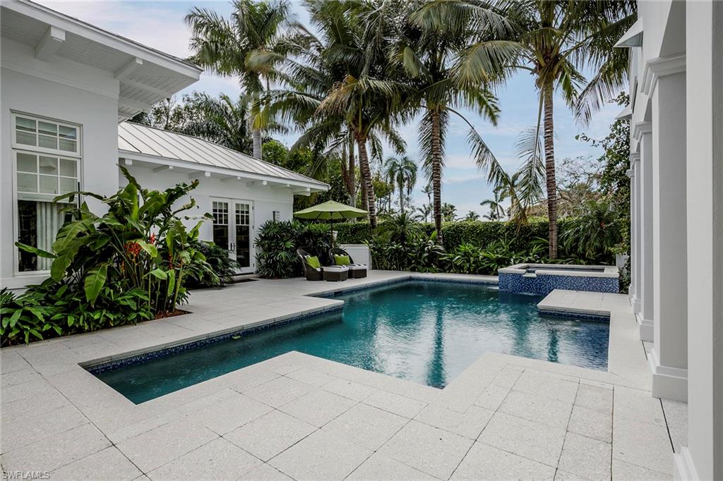 OLDE NAPLES - Residential