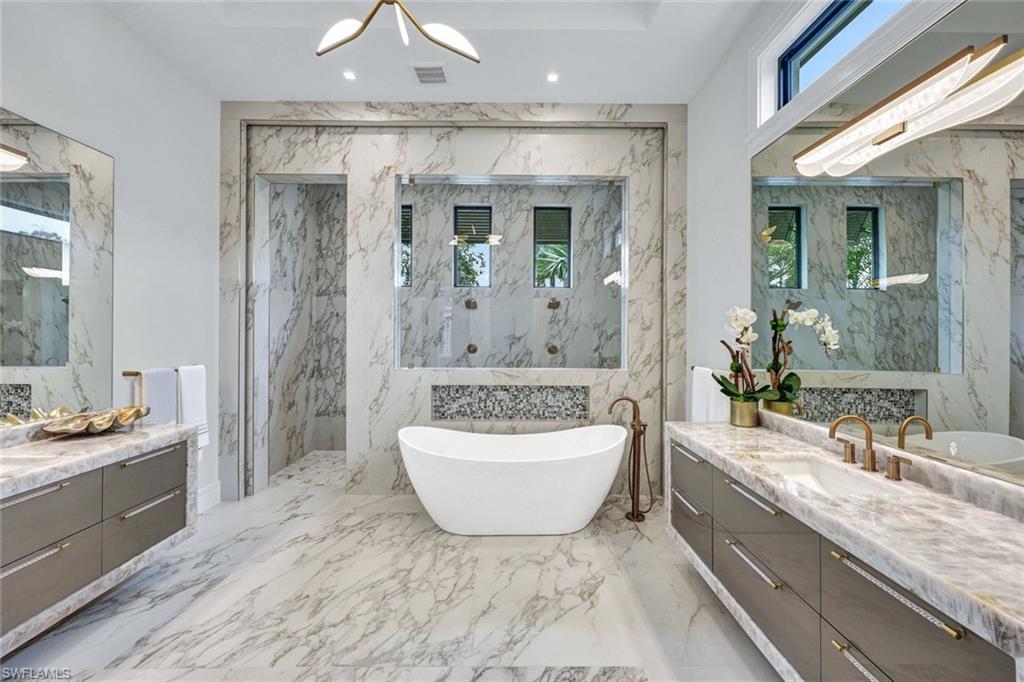 QUAIL WEST - Residential