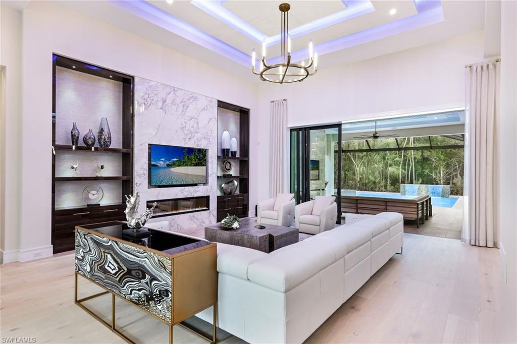 QUAIL WEST - Residential