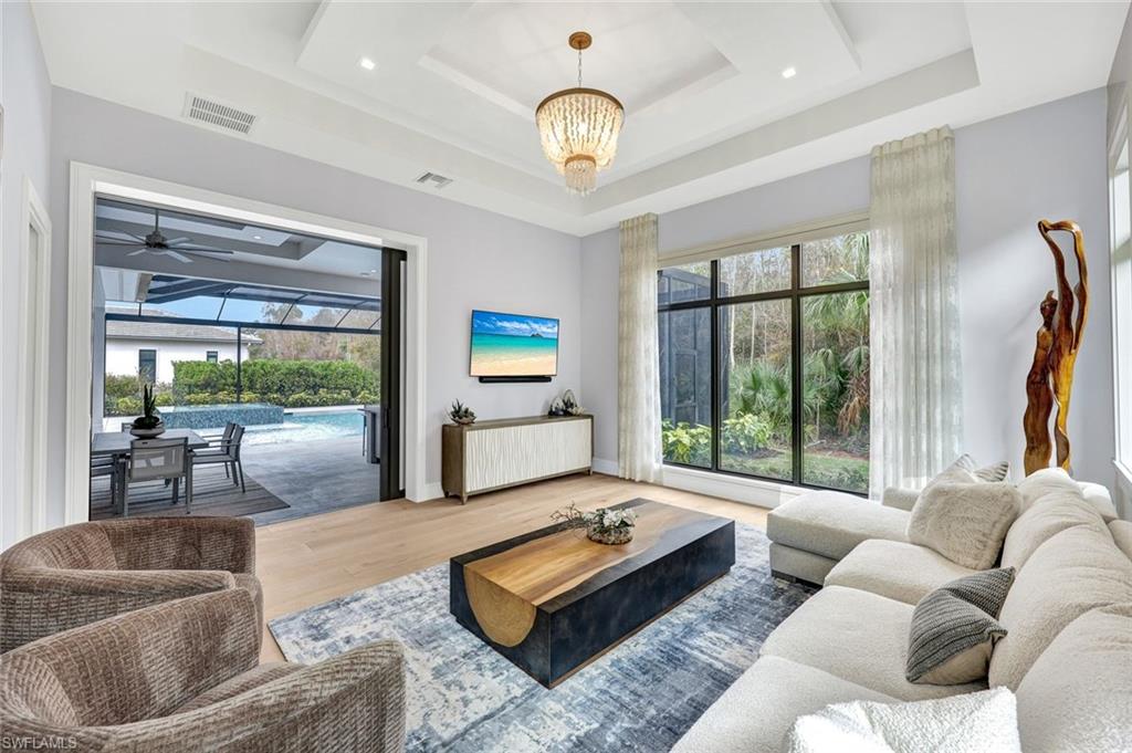 QUAIL WEST - Residential