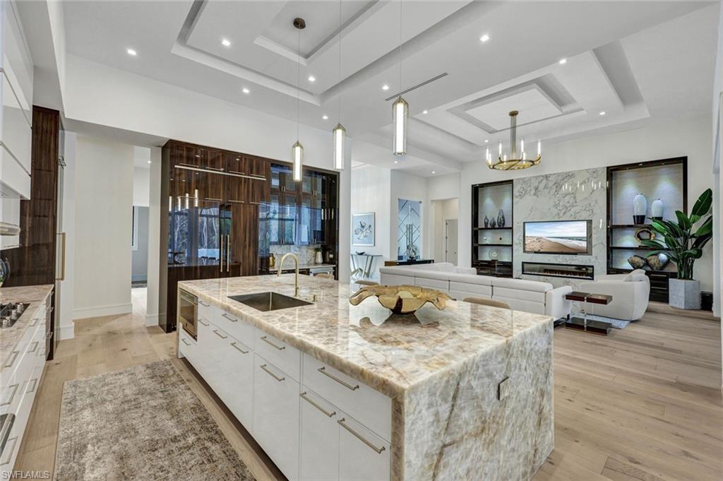 QUAIL WEST - Residential