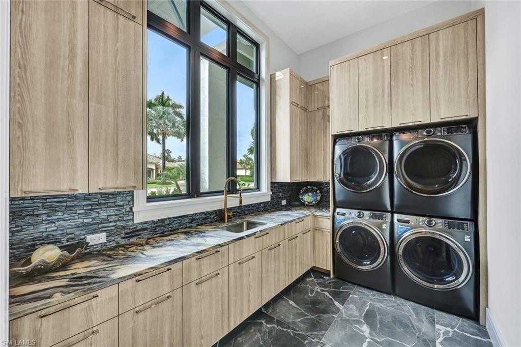 QUAIL WEST - Residential