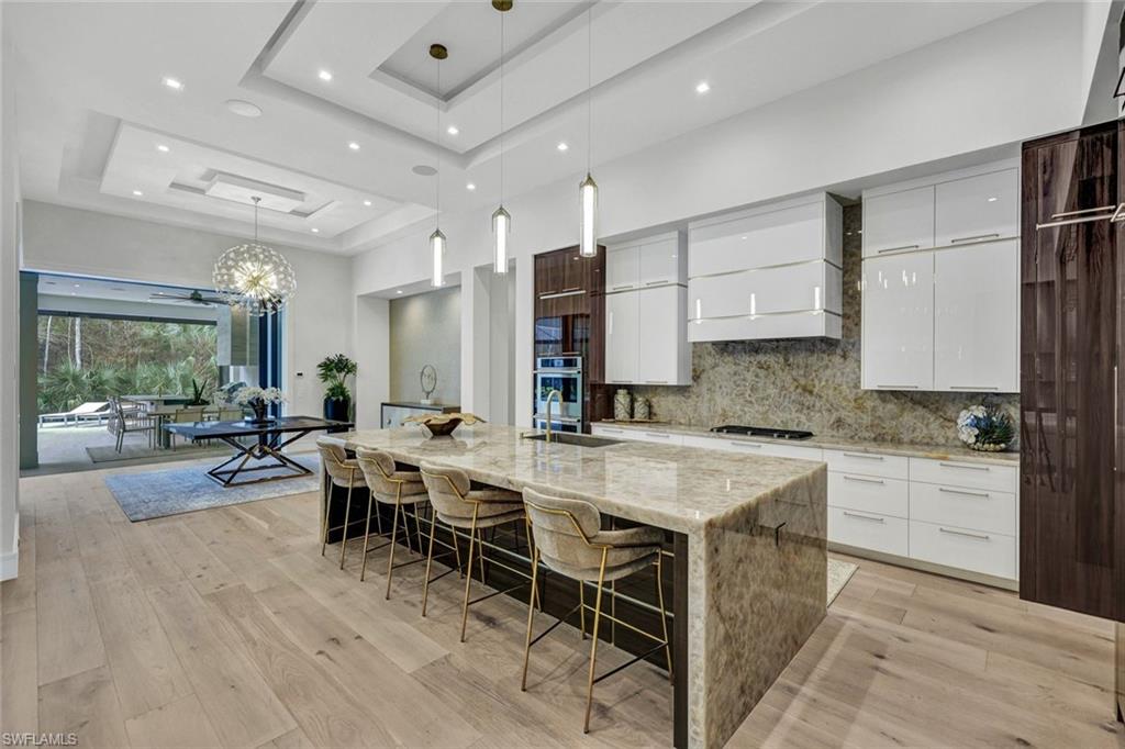 QUAIL WEST - Residential