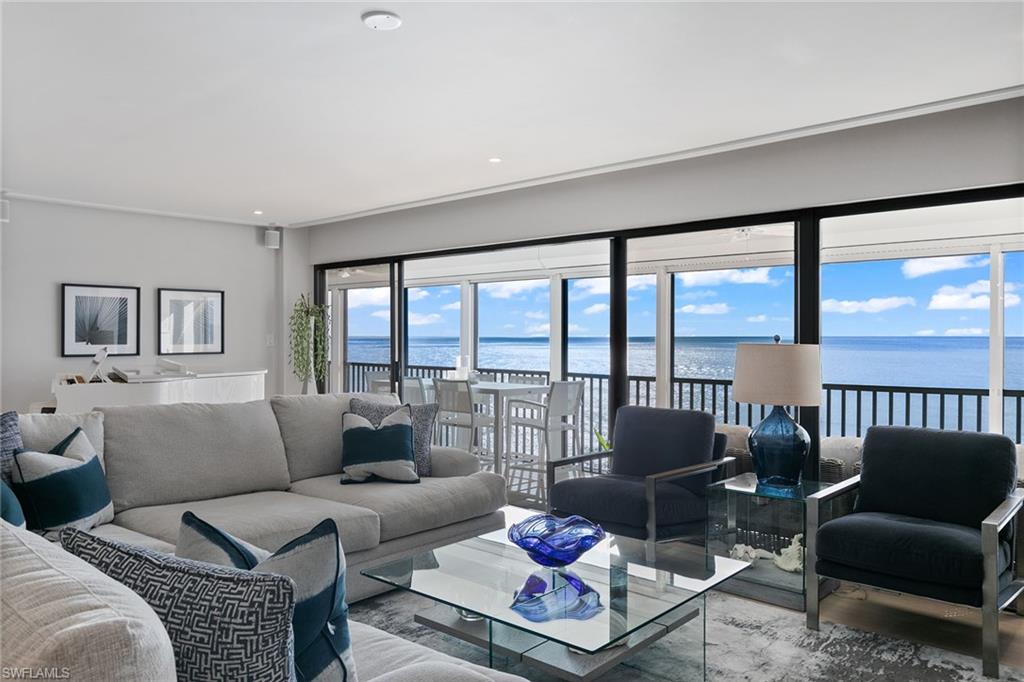 2171 Gulf Shore BLVD N 502