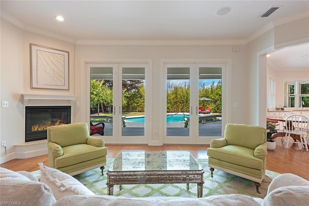 OLDE NAPLES - Residential