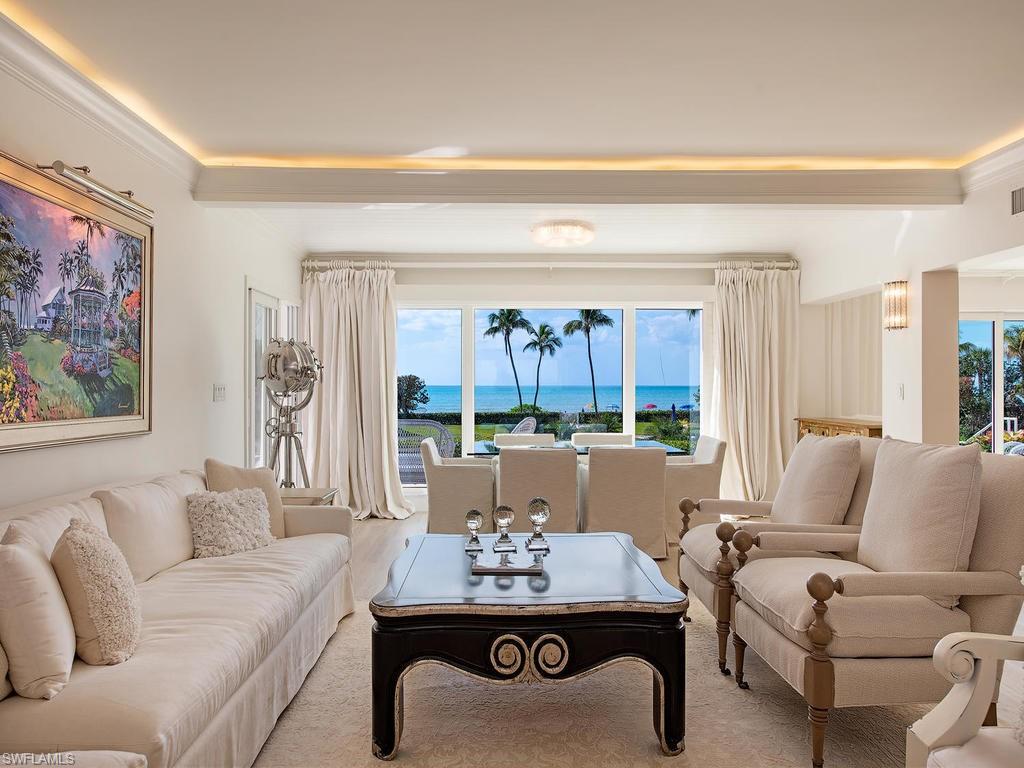 LAURENTIANS - Residential