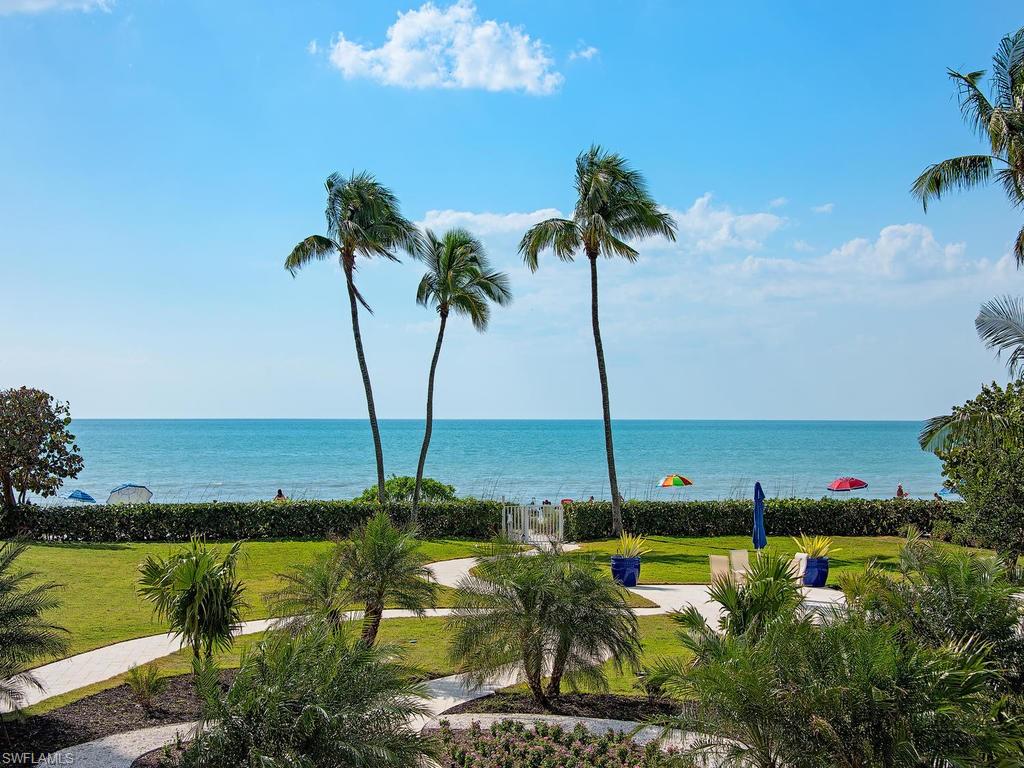 LAURENTIANS - Residential