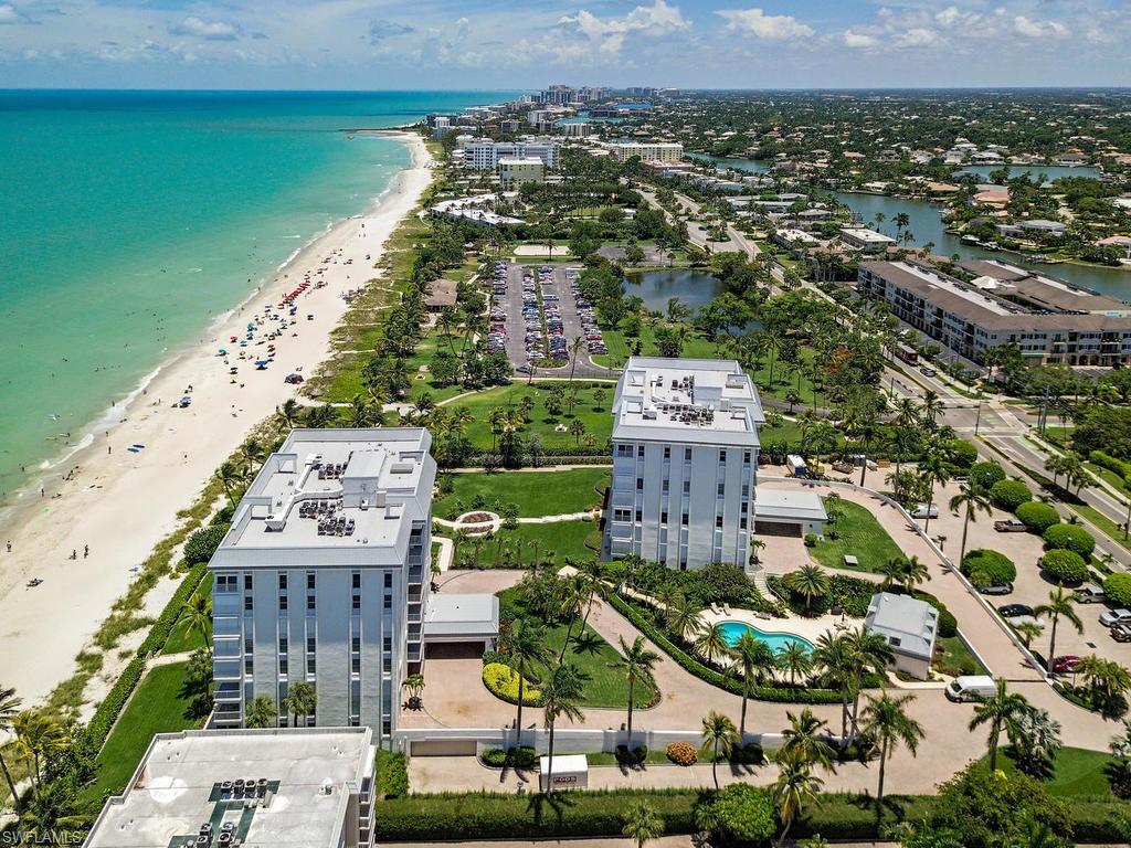 LAURENTIANS - Residential