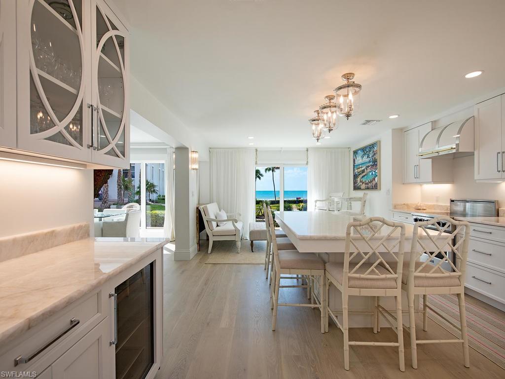 LAURENTIANS - Residential