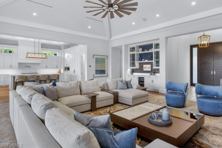 PARK SHORE - Residential