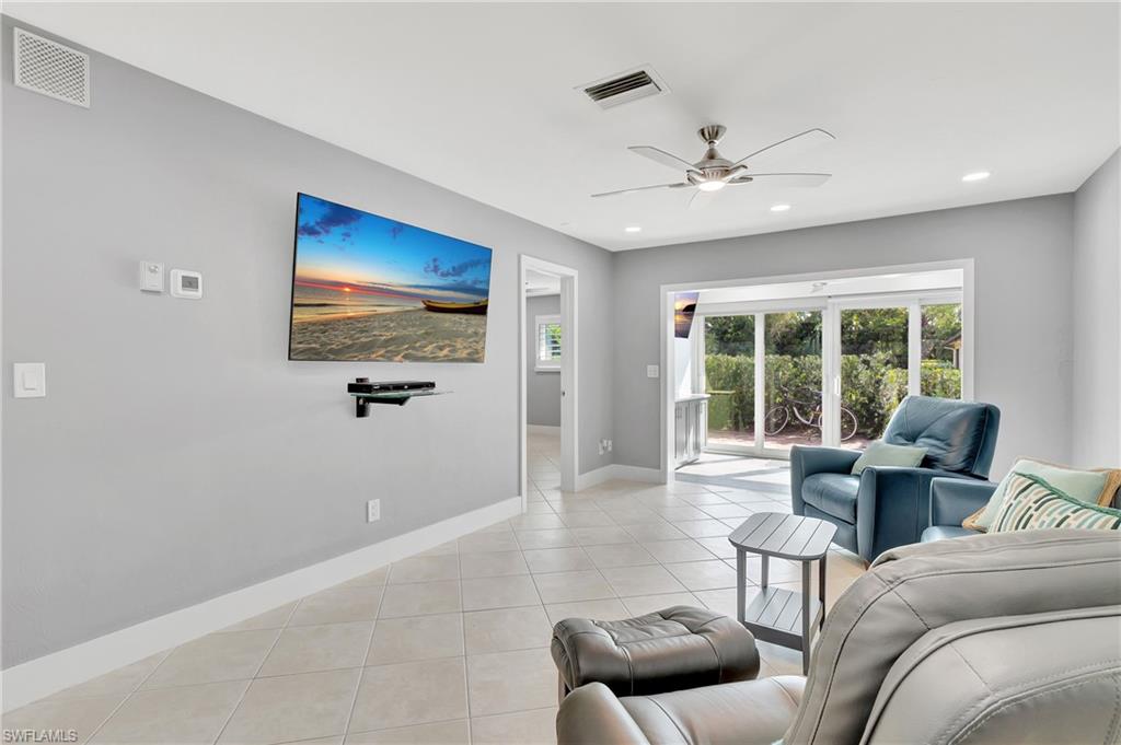 BOCA CIEGA VILLAGE - Residential