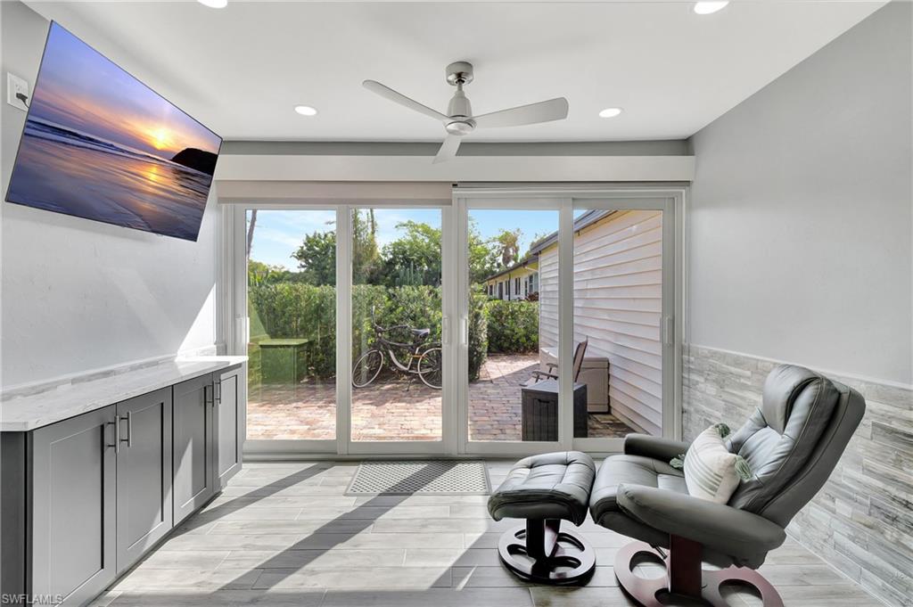 BOCA CIEGA VILLAGE - Residential