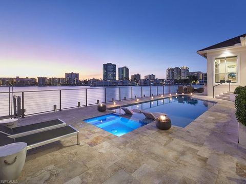 246 Mermaids Bight NAPLES FL 34103