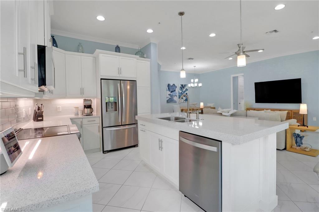 ISLES OF COLLIER PRESERVE - Residential