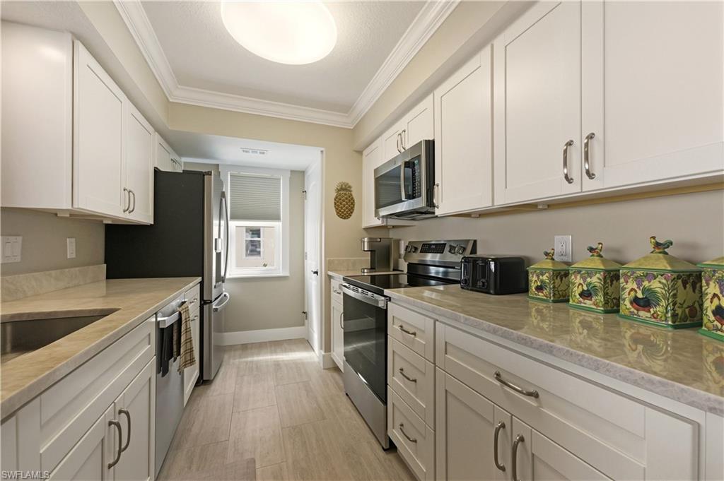 HARBOR LAKES OF NAPLES - Residential