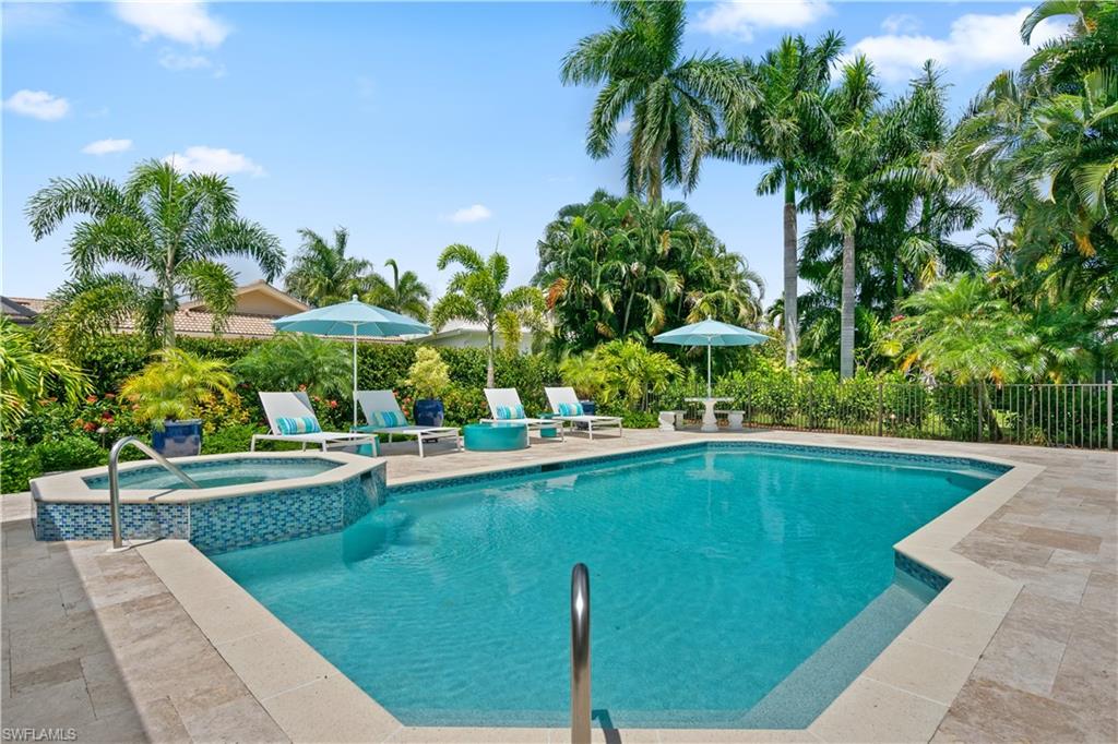 PARK SHORE - Residential