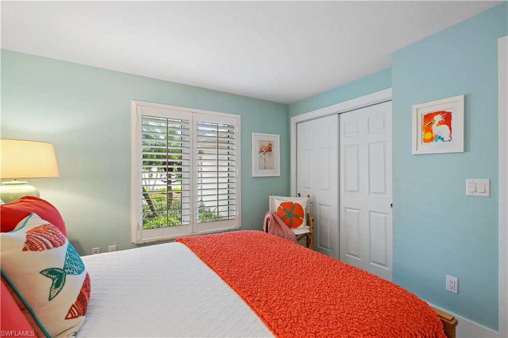 PARK SHORE - Residential