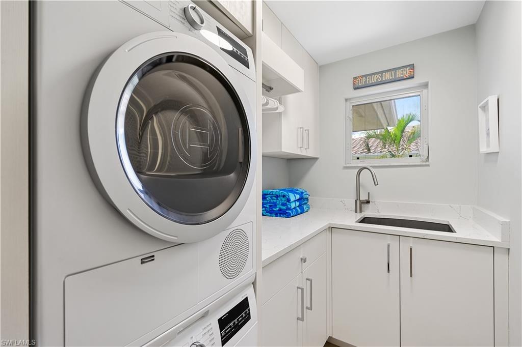 PARK SHORE - Residential