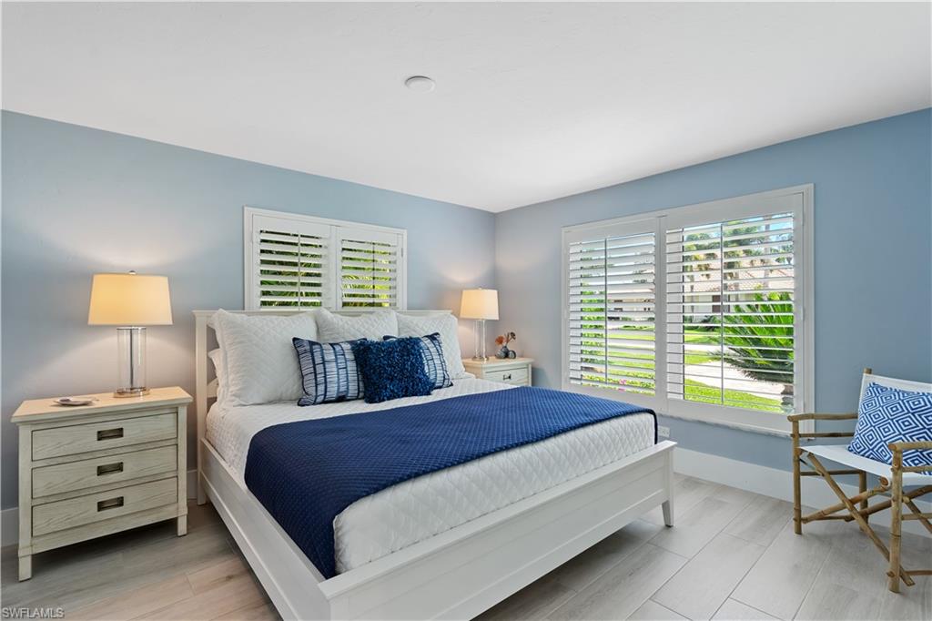 PARK SHORE - Residential