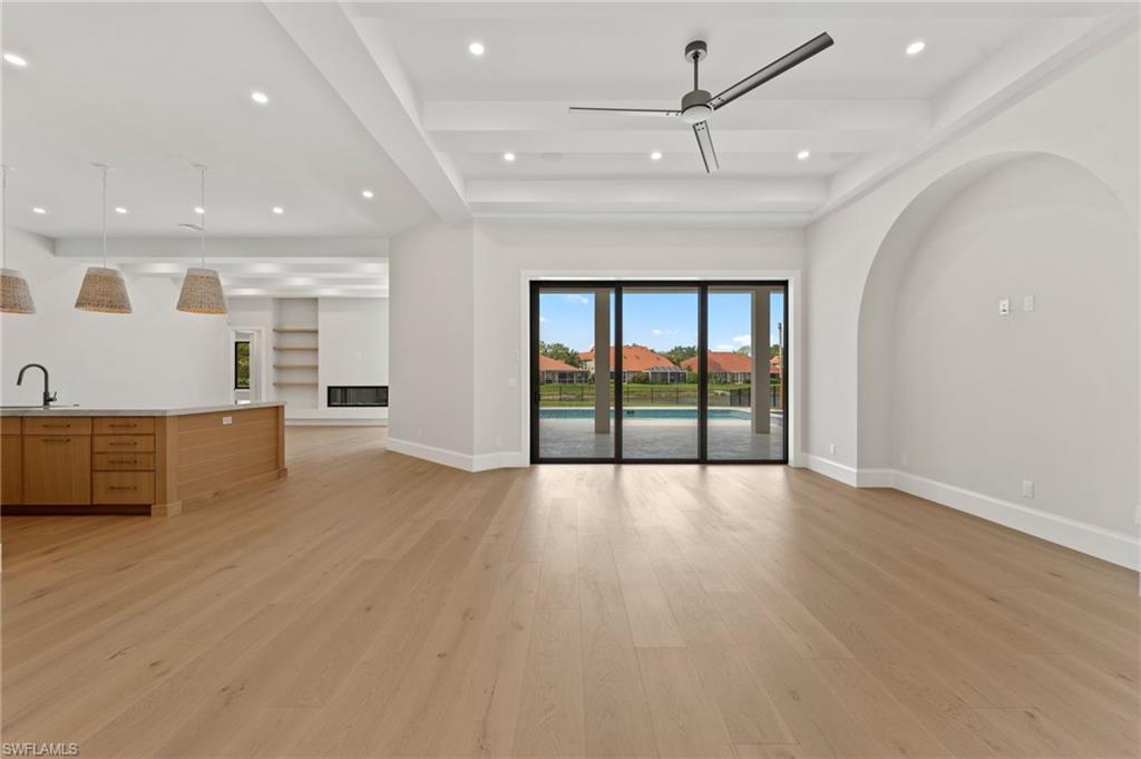 VALLEY OAK - Residential