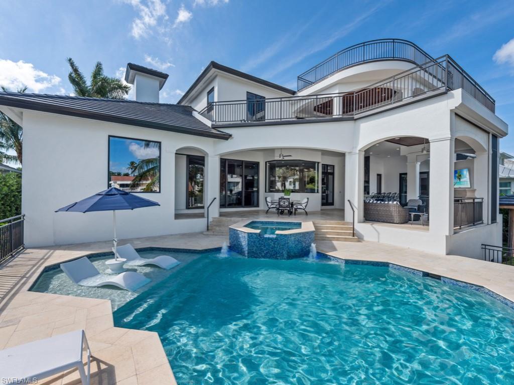 AQUALANE SHORES - Residential