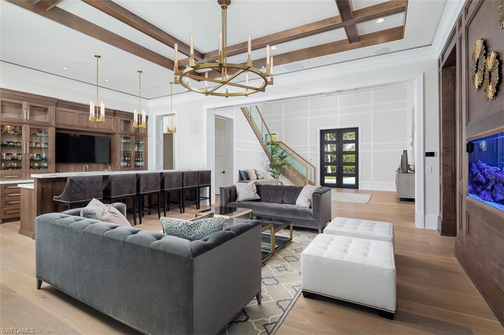 PINE RIDGE - Residential