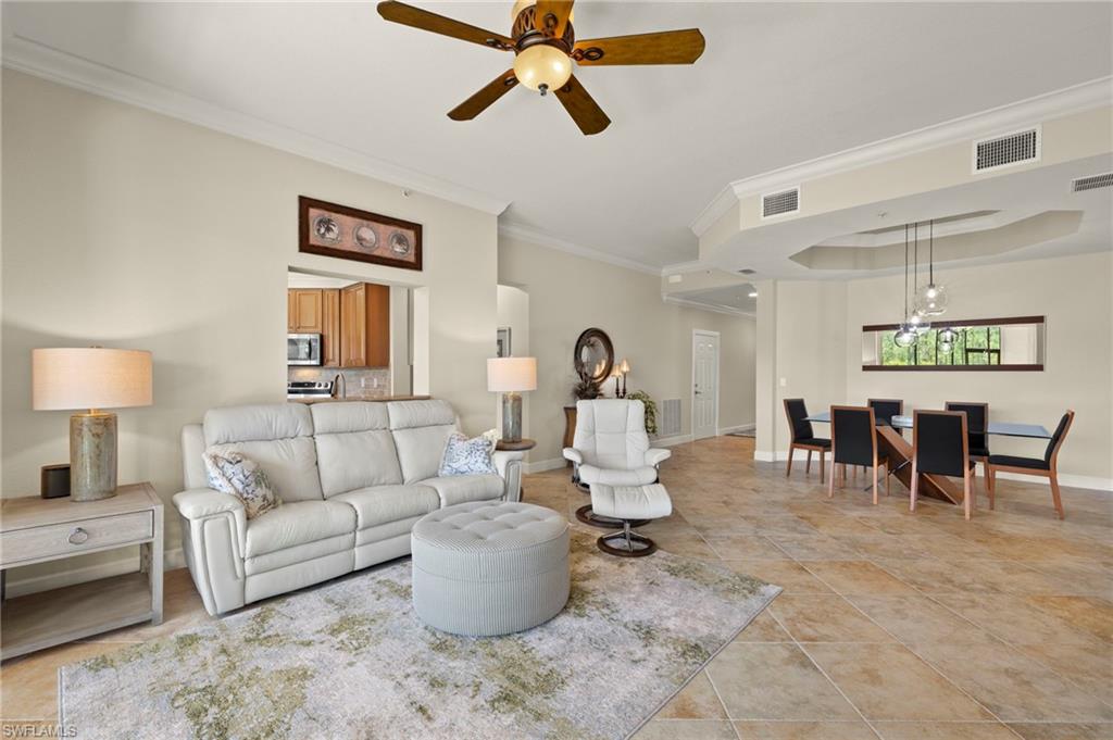 10381 Glastonbury CIR 102