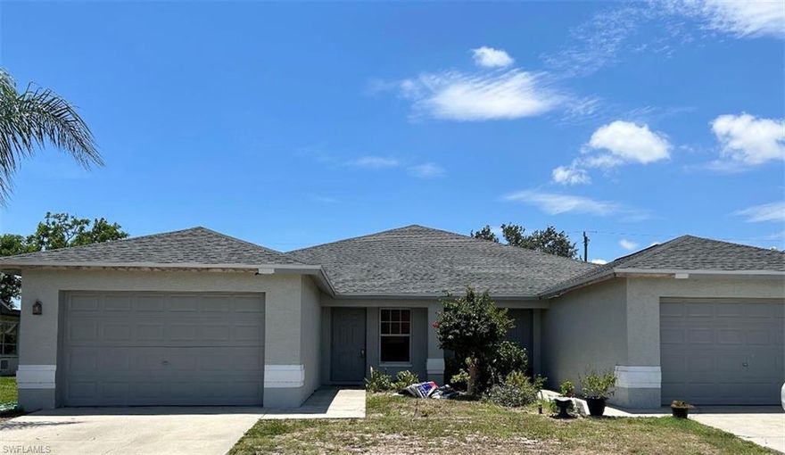 DUPLEX 3/2 with 1 Car Garage located off Skyline Blvd in S. Cape Coral.  The home will be freshly painted throughout and offers over 1200+ square feet of living. The Great Room combining Living room and Dining room is very spacious for family and friend gatherings.  The home offers a Private Enclosed Screened-In Lanai area as well.   Washer and Dryer Hookups available.