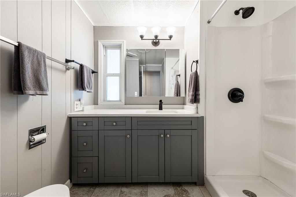 IMPERIAL BONITA ESTATES - Residential