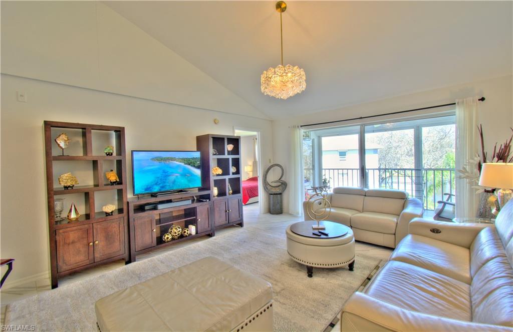 VICTORIA SHORES - Residential Lease