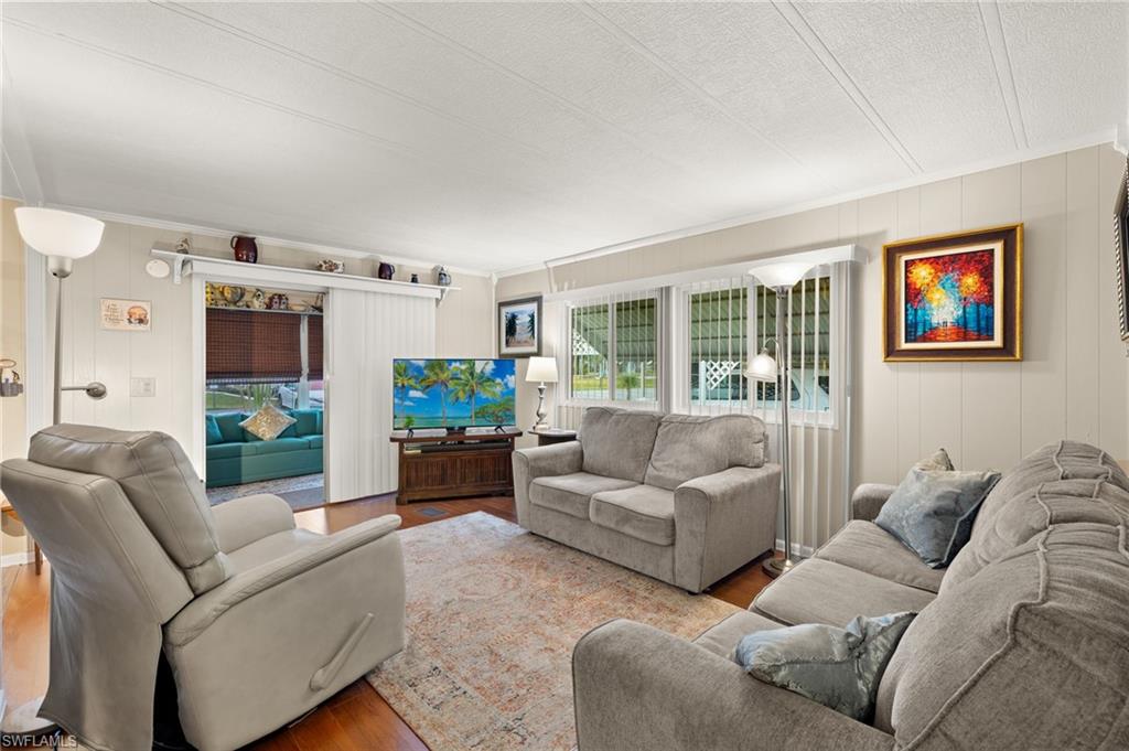 LAZY DAYS MOBILE VILLAGE - Residential