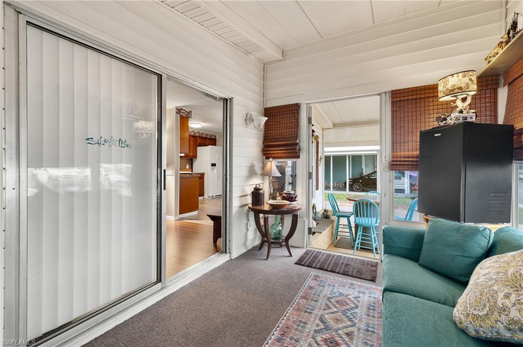 LAZY DAYS MOBILE VILLAGE - Residential