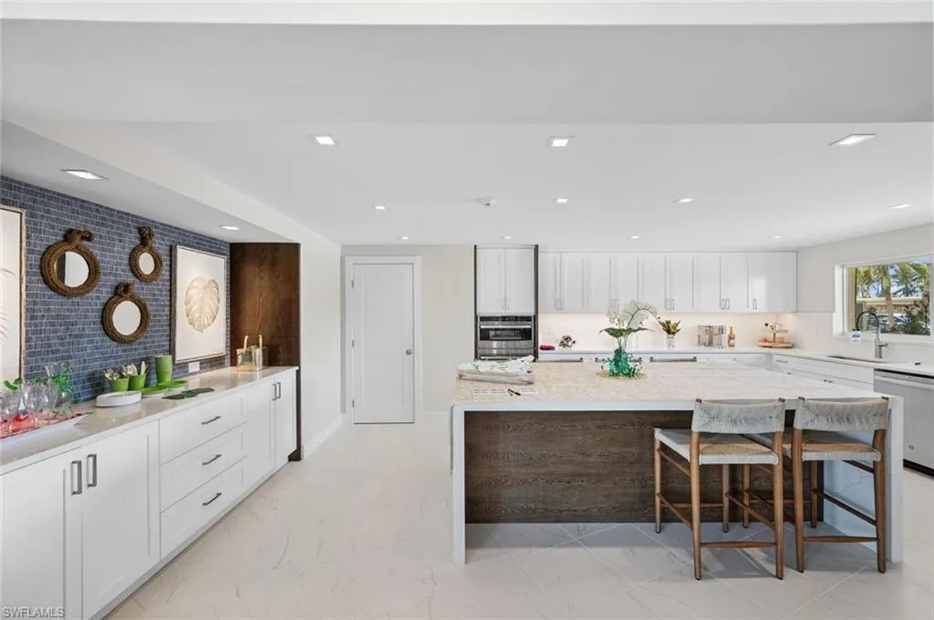 Naples, Florida 34103, United States, 3 Bedrooms Bedrooms, ,3 BathroomsBathrooms,Residential,Active,89544