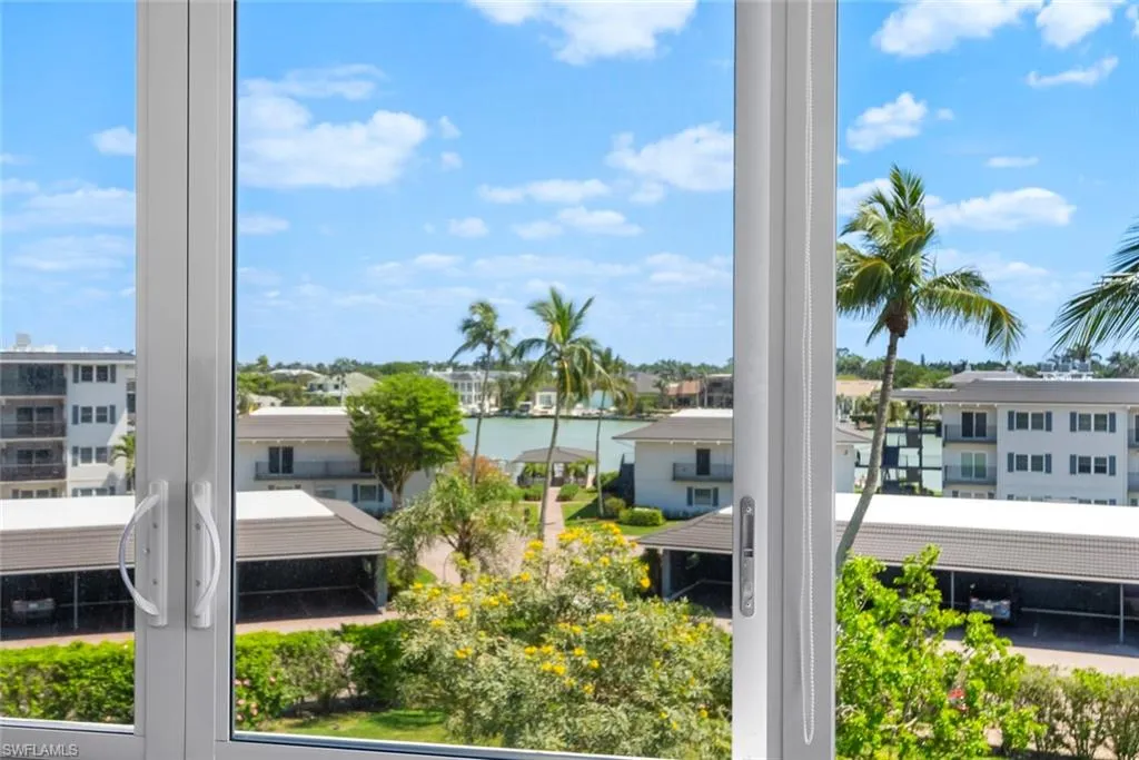 Naples, Florida 34103, United States, 3 Bedrooms Bedrooms, ,3 BathroomsBathrooms,Residential,Active,89544