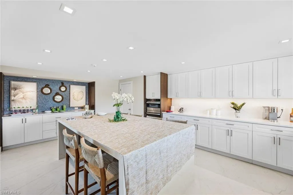 Naples, Florida 34103, United States, 3 Bedrooms Bedrooms, ,3 BathroomsBathrooms,Residential,Active,89544