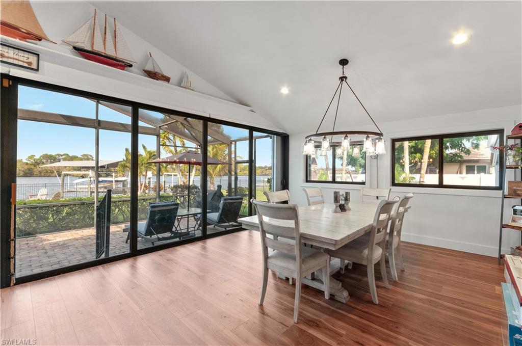 RIVER FOREST ISLAND - Residential