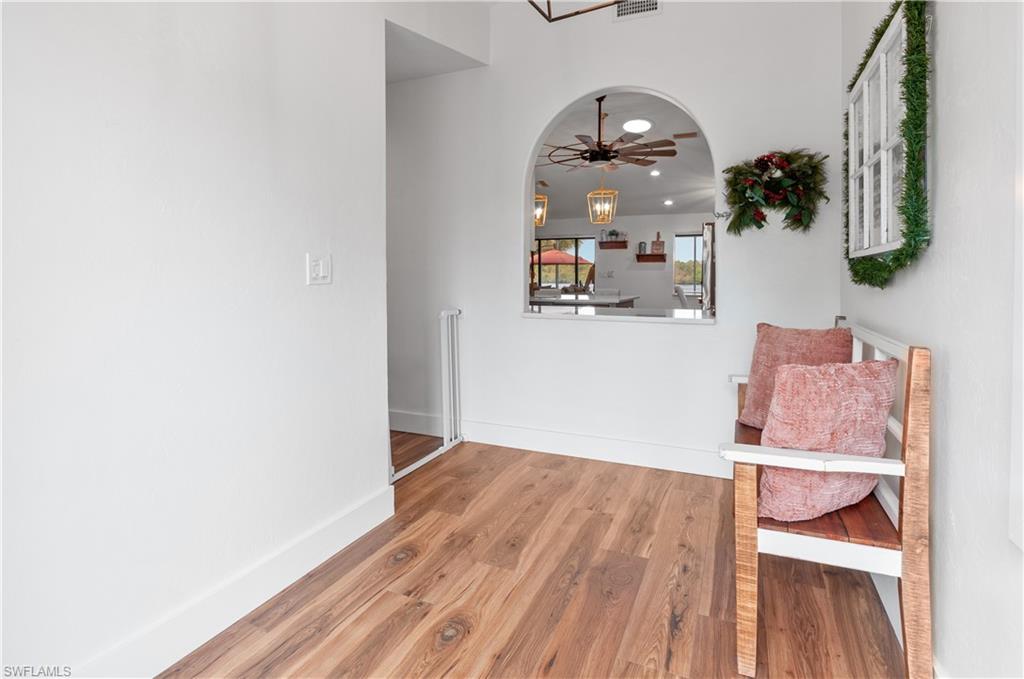 RIVER FOREST ISLAND - Residential