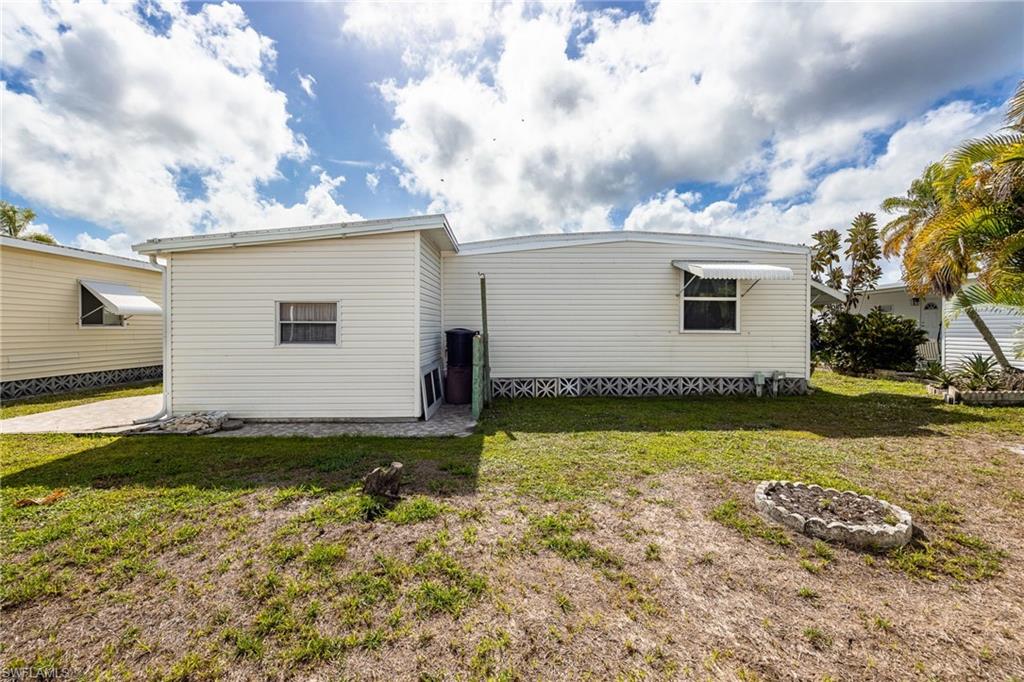 SIX LAKES COUNTRY CLUB - Residential