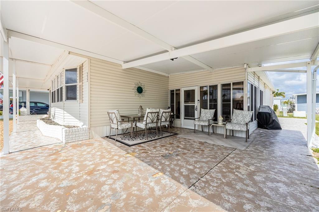 SIX LAKES COUNTRY CLUB - Residential