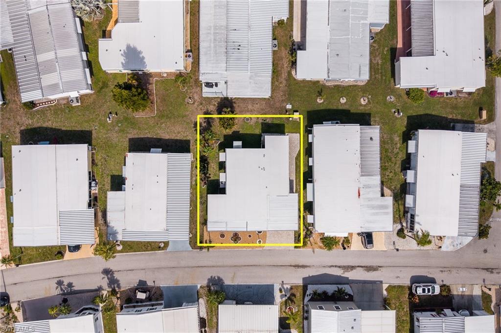 SIX LAKES COUNTRY CLUB - Residential