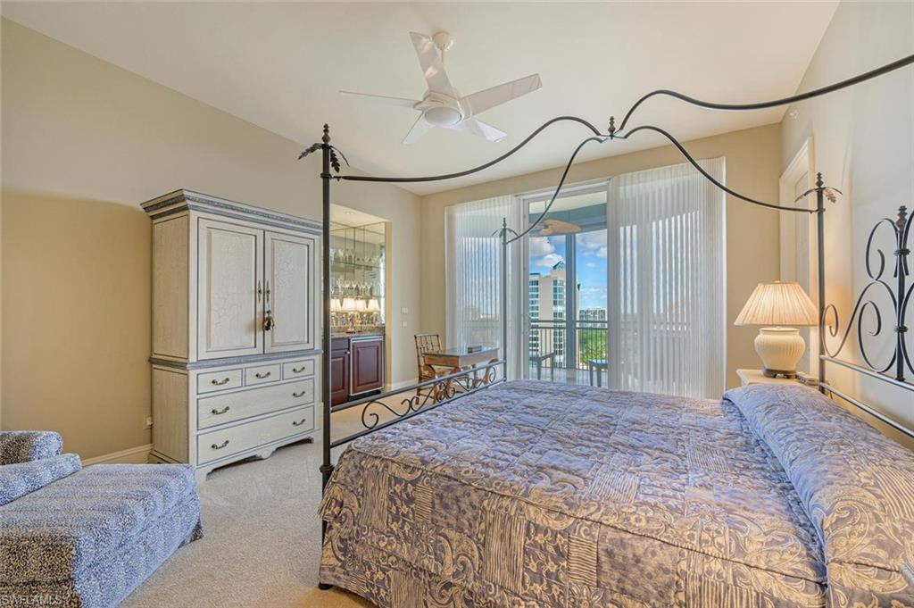 SEASONS AT NAPLES CAY - Residential