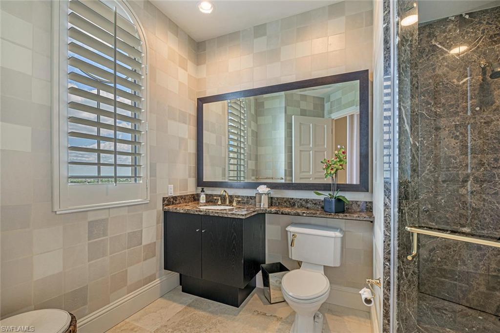 SEASONS AT NAPLES CAY - Residential