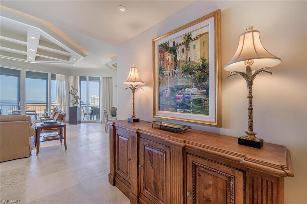 SEASONS AT NAPLES CAY - Residential