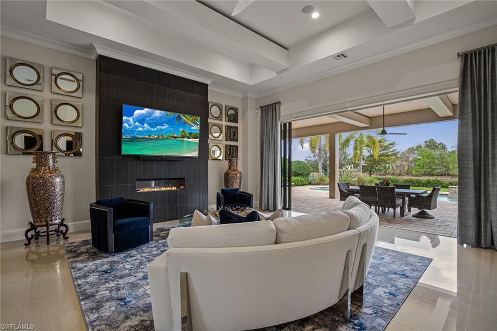 QUAIL WEST - Residential