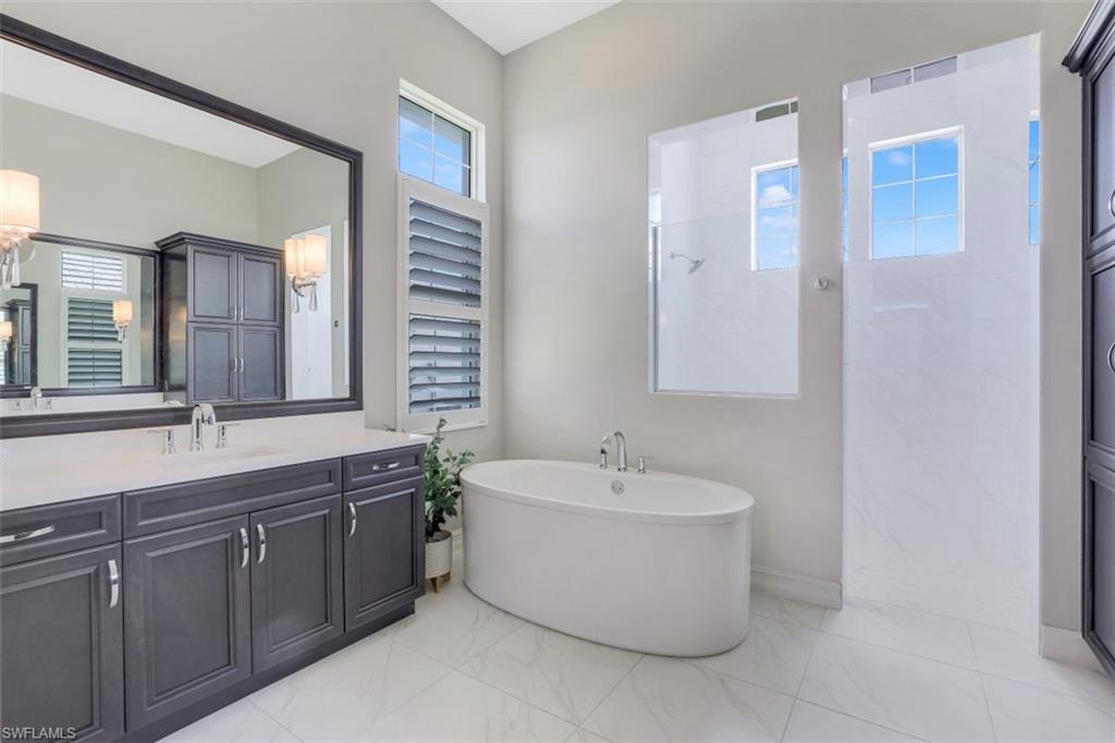 ISLES OF COLLIER PRESERVE - Residential