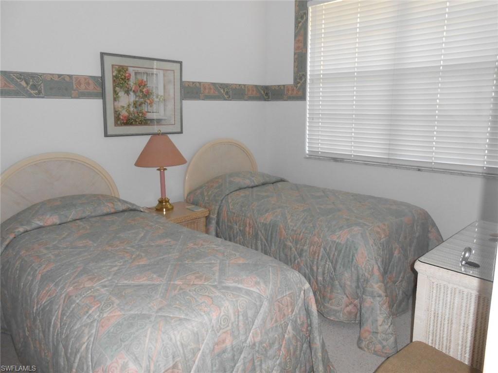 SOUTHBRIDGE - Residential