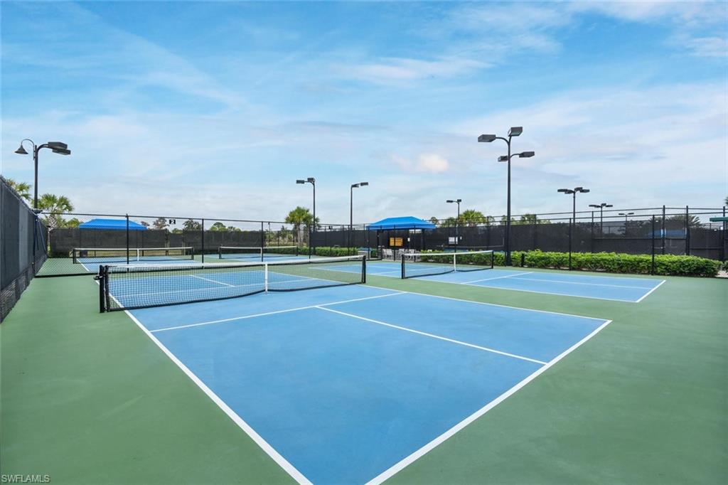 WINDING CYPRESS - Residential