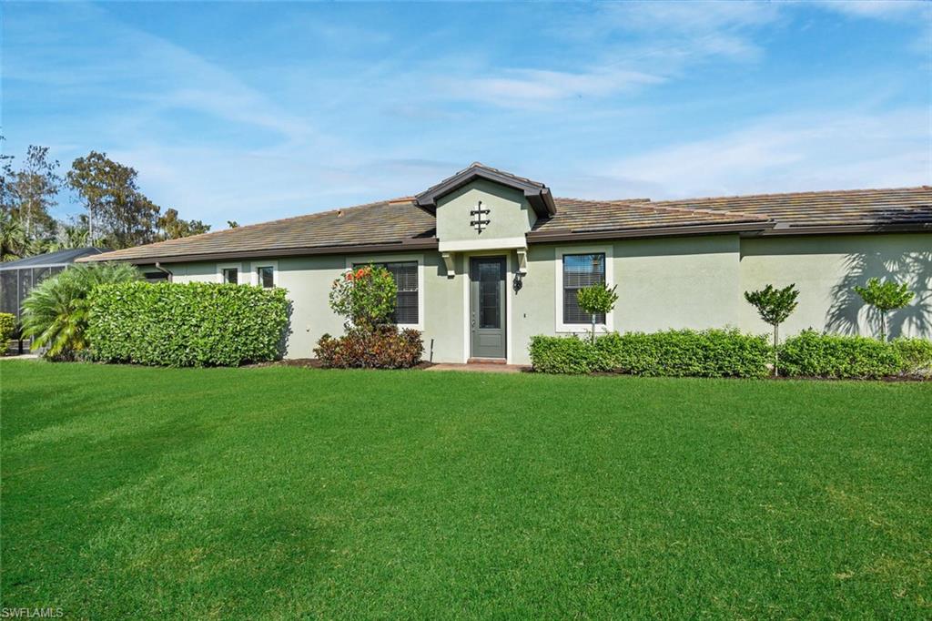 WINDING CYPRESS - Residential