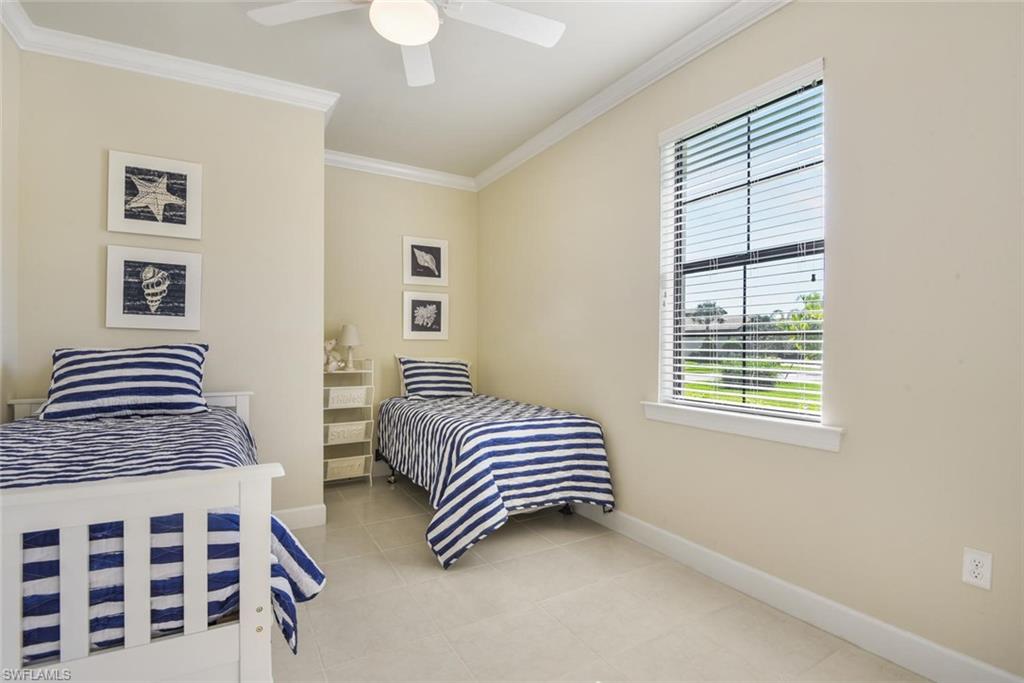 WINDING CYPRESS - Residential