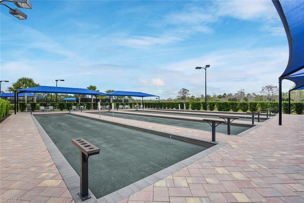 WINDING CYPRESS - Residential